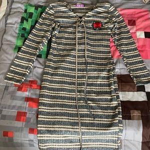 Dress with embroidery rose